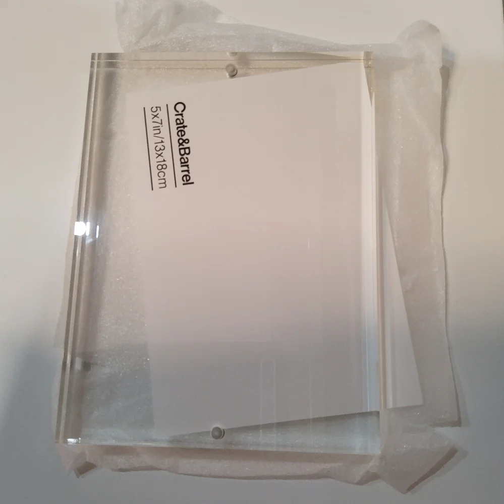 Crate & Barrel Acrylic Frame Size 5